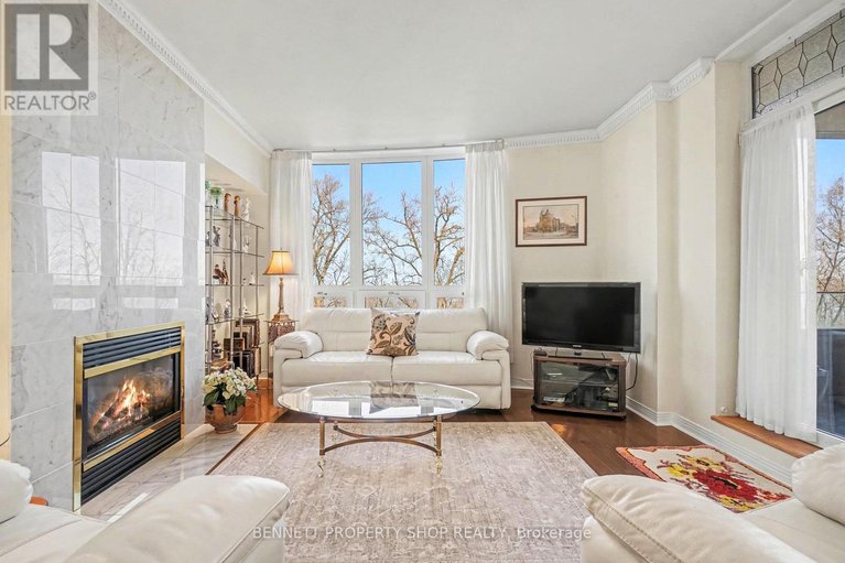 29677262/305-3099-carling-avenue/bayshore/ottawa/ontario/K2H5A6_7