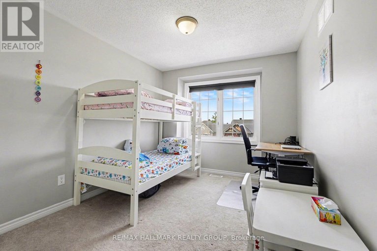 29660379/217-bensinger-way/stittsville-north/ottawa/ontario/K2S0P1_16