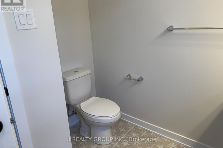 29330724/210-ginebik-way/blossom-parkkemp-parkfindlay-creek/ottawa/ontario/K1X0H4_24