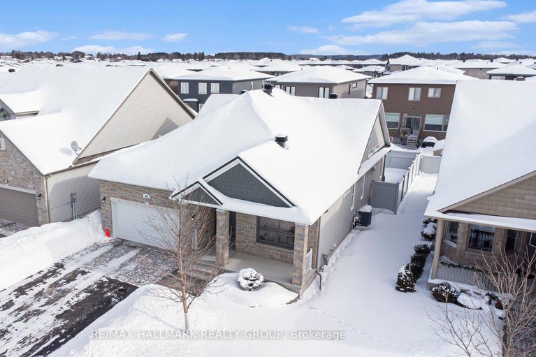 29312325/825-platinum-street/clarencerockland-twp/clarence-rockland/ontario/K4K0J2_3