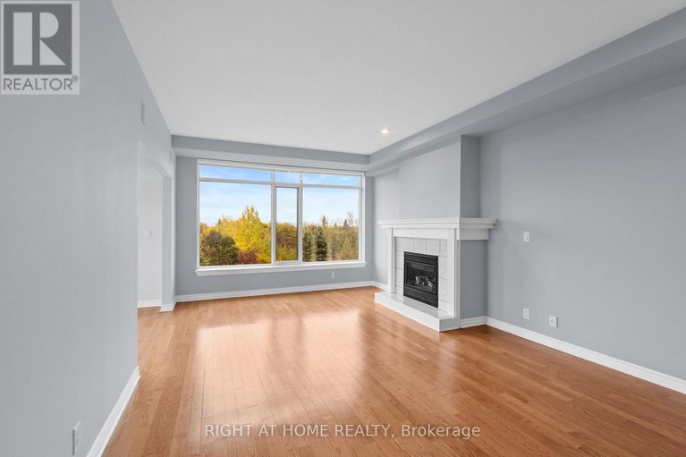 29024112/703-136-darlington-private-se/hunt-clubwestern-community/ottawa/ontario/K1V0X6_13