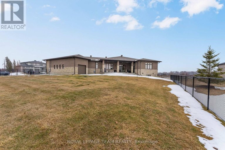 29539782/7125-still-meadow-way/greely/ottawa/ontario/K4P1B8_45