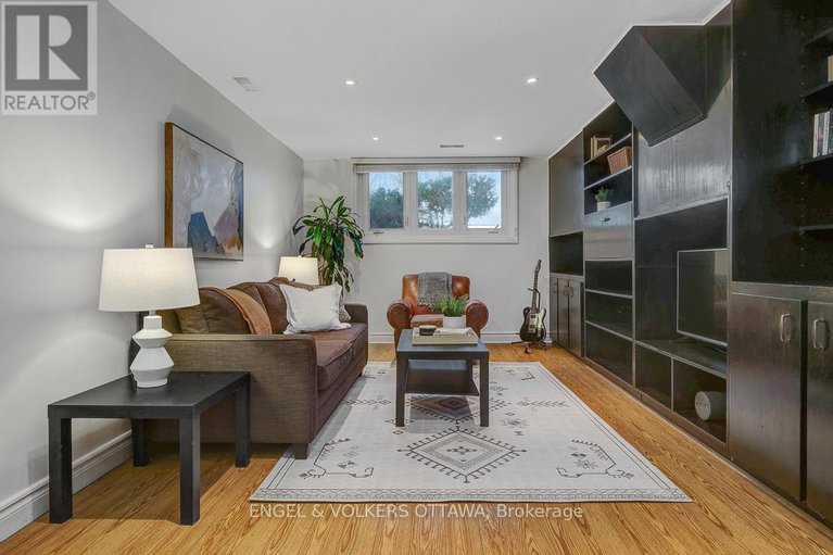 29256001/10-spring-garden-avenue/meadowlandscrestview/ottawa/ontario/K2G3B3_30