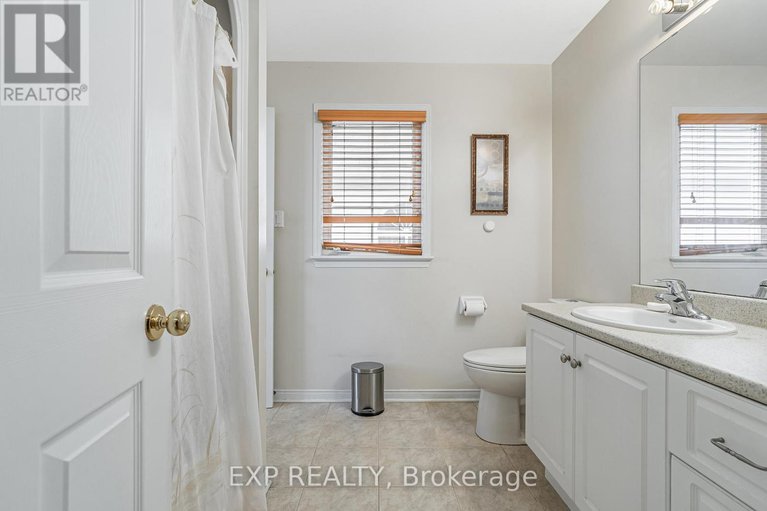 28995606/423-dundonald-drive/stonebridge/ottawa/ontario/K2J0G9_24