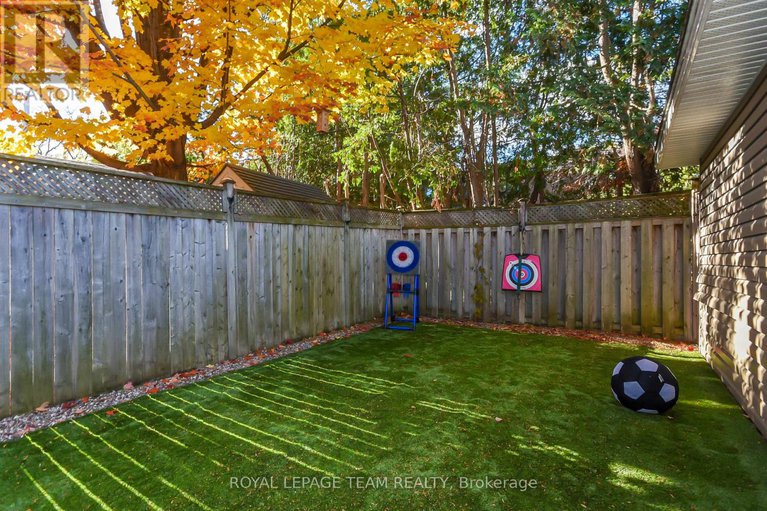 29074651/902-broadview-avenue/mckellar-heights/ottawa/ontario/K2A2M5_44