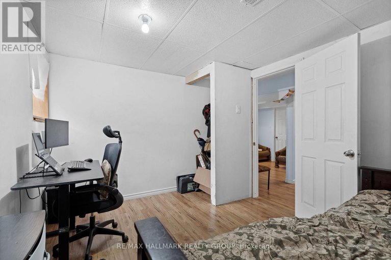 28653089/716-summergaze-street/emerald-meadowstrailwest/ottawa/ontario/K2M0L4_42