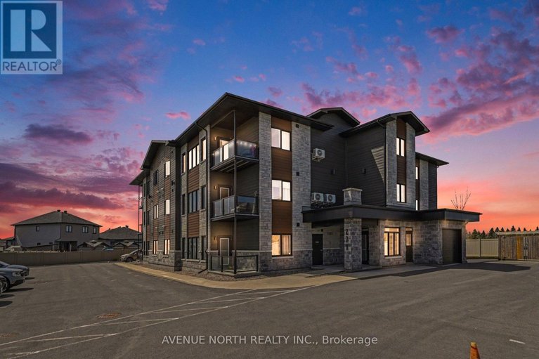 29673883/102-271-belfort-street/embrun/russell/ontario/K0A1W0_1