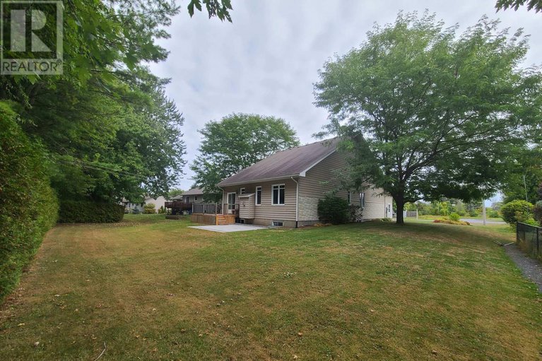 28854316/4294-schell-street/south-dundas-williamsburgh-twp/south-dundas/ontario/K0C2H0_25
