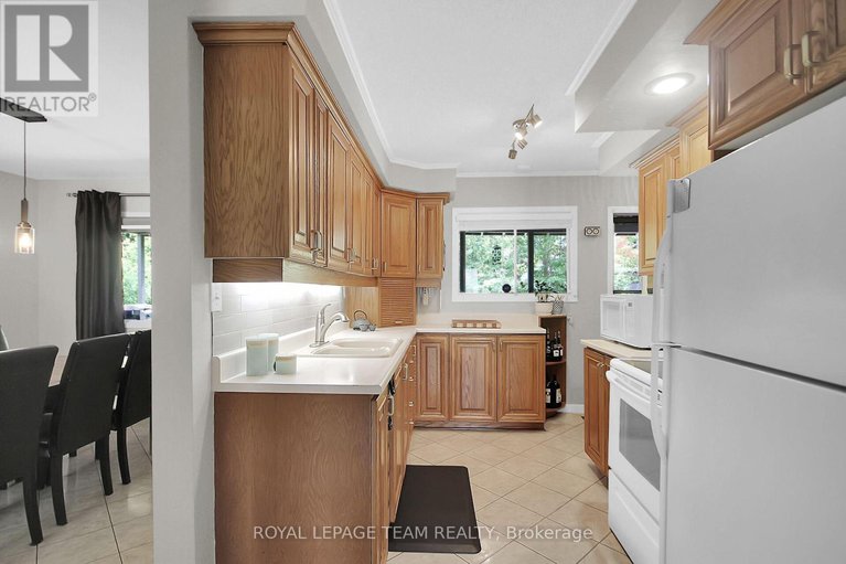 28464329/96-prince-albert-street/overbrookcastle-heights/ottawa/ontario/K1K2A1_16