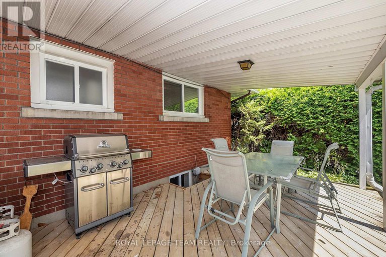 28624238/1830-kerr-avenue/mckellar-heights/ottawa/ontario/K2A1J3_29
