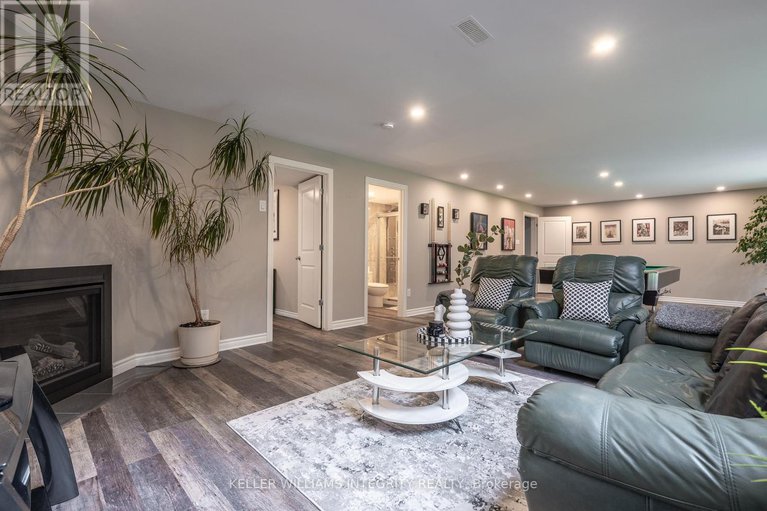 28375075/1126-beckett-crescent/stittsville-south/ottawa/ontario/K2S0Z1_44