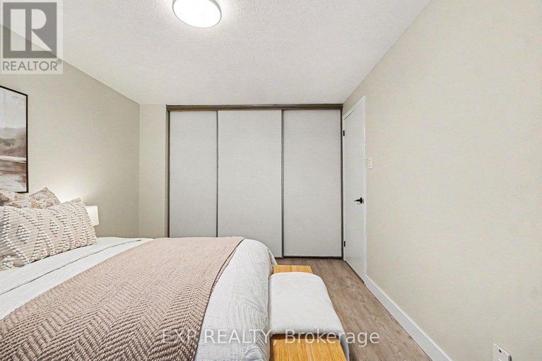 29229072/61-2336-orient-park-drive/blackburn-hamlet-south/ottawa/ontario/K2V0J2_22