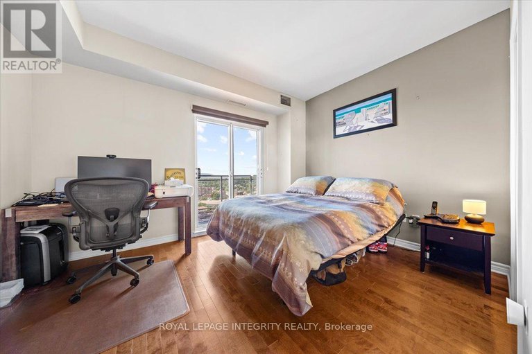 28654363/1907-70-landry-street/vanier/ottawa/ontario/K1L0A8_23