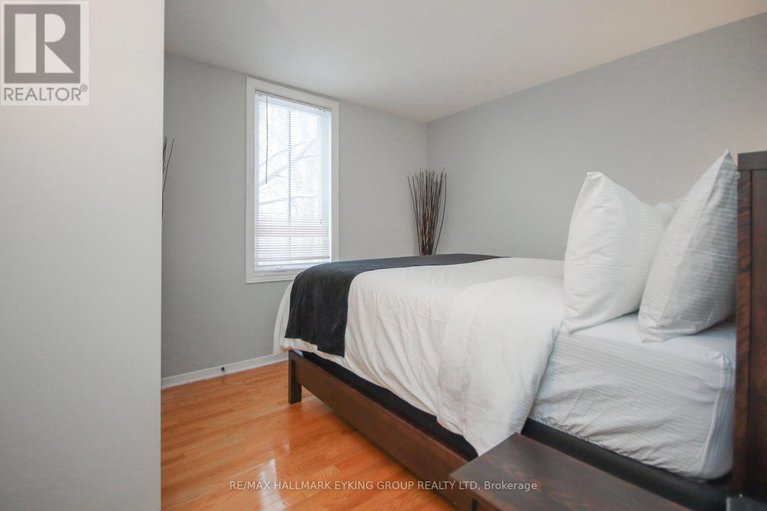 28220496/239-york-street/lower-town/ottawa/ontario/K1N5T9_40