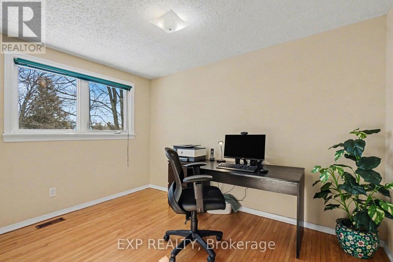 29392142/24-woodburn-drive/blackburn-hamlet/ottawa/ontario/K1B3A7_24