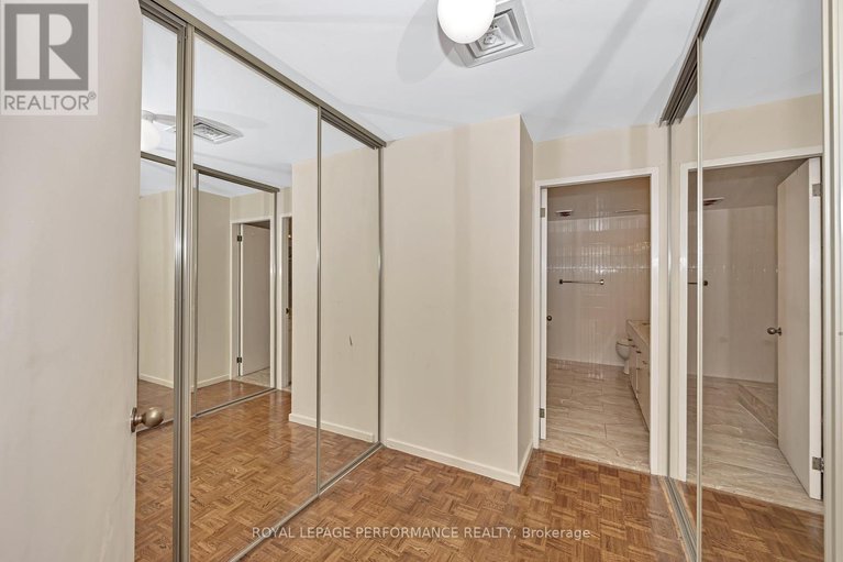 28410247/1204-40-boteler-street/lower-townbyward-market/ottawa/ontario/K1N9C8_31