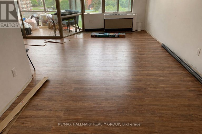 29262949/508-2759-carousel-crescent/emerald-woodssawmill-creek/ottawa/ontario/K1T2N5_19