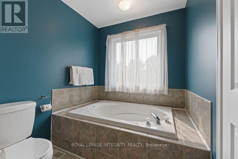 28910387/105-bishops-mills-way/beaverbrook/ottawa/ontario/K2K3C2_22