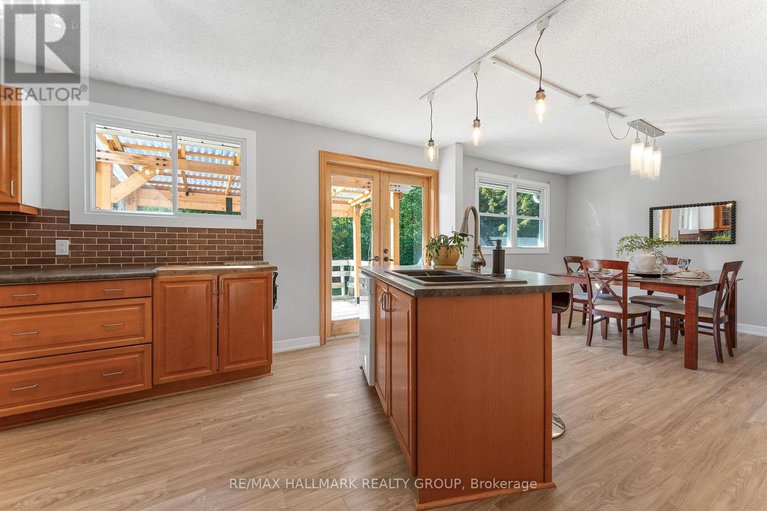 29165862/3960-farmers-way/carlsbad-springs/ottawa/ontario/K0A1K0_10