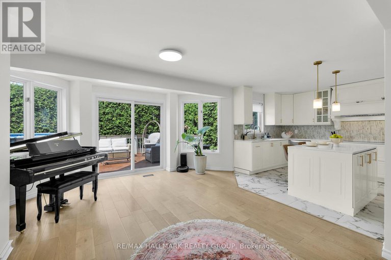 28625672/16-allenby-road/morgans-grantsouth-march/ottawa/ontario/K2K2H2_42