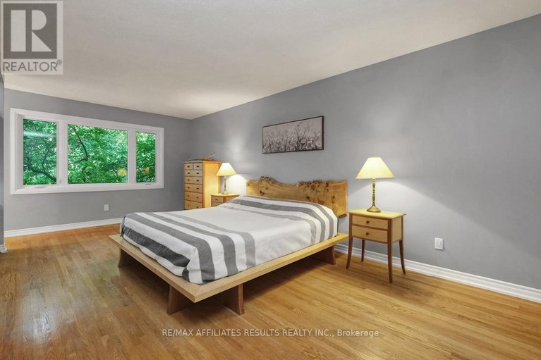 28809454/5-tiffany-crescent/beaverbrook/ottawa/ontario/K2K1W1_18