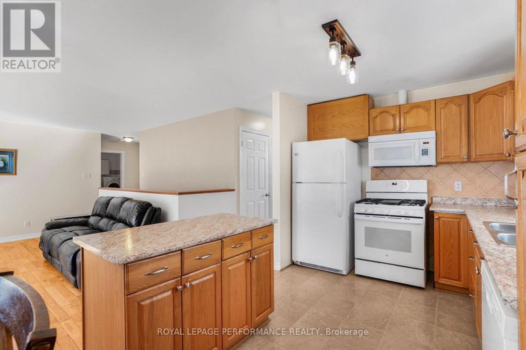 29009681/40-lori-lane/chesterville/north-dundas/ontario/K0C2H0_21