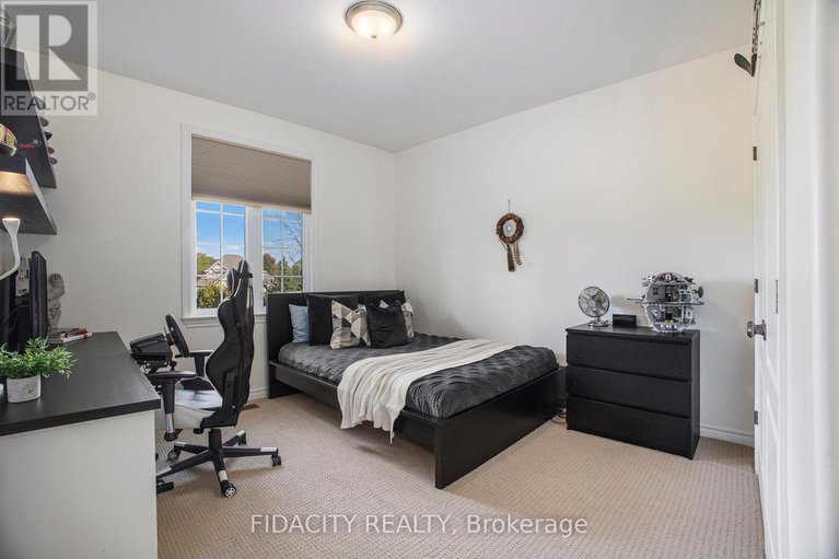 28851560/16-canadian-drive/remainder-of-stittsville-area/ottawa/ontario/K0A1B0_26