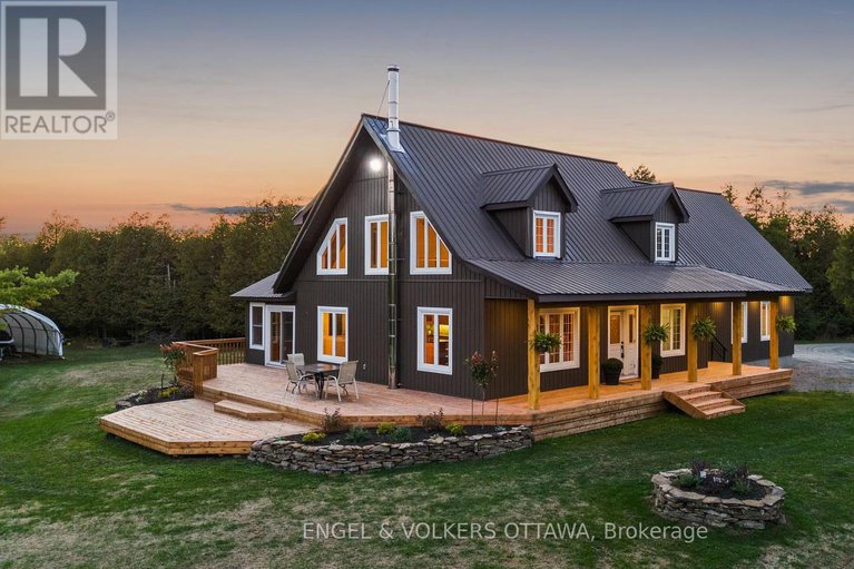 28882323/4682-beckwith-boundary-road/rideau-twp-south-to-roger-stevens-drive/ottawa/ontario/K0A1B0_2