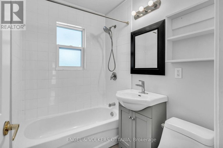 28177726/141-crerar-avenue/carlington/ottawa/ontario/K1Z7P4_18