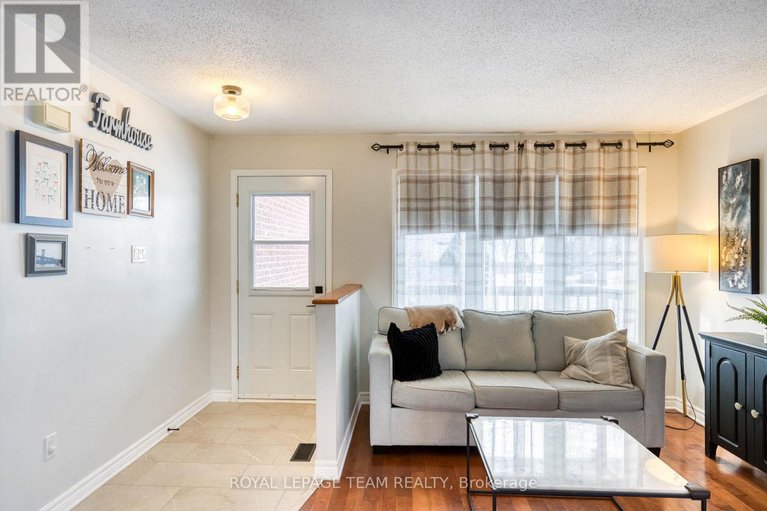 29324372/55-gale-street/almonte/mississippi-mills/ontario/K0A1A0_4