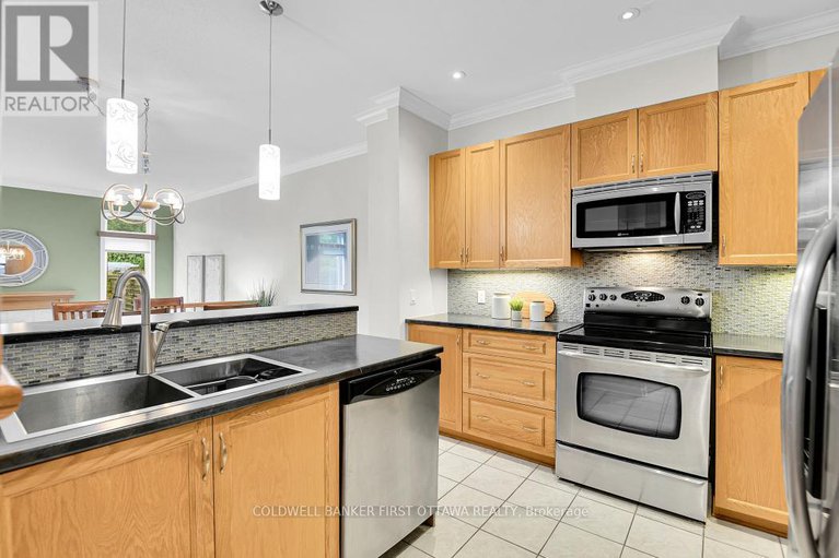 28855279/39-sable-run-drive/stittsville-central/ottawa/ontario/K2S1W8_14
