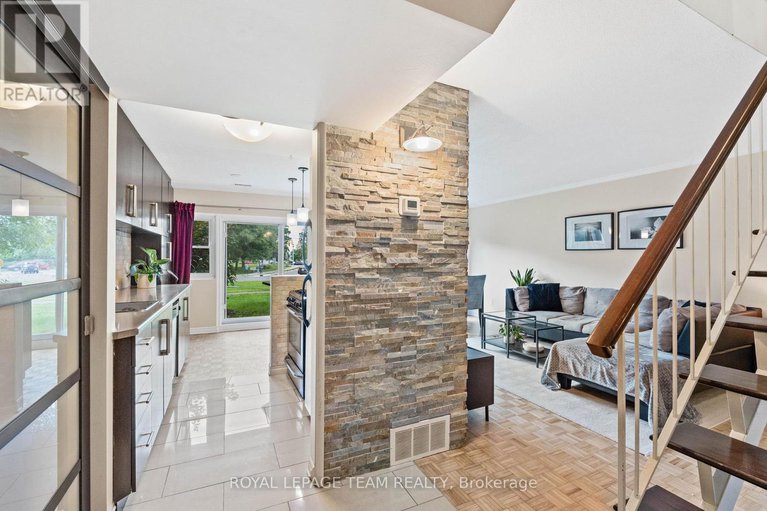 28613036/109-12-corkstown-road/lakeview-park/ottawa/ontario/K2H5B3_7