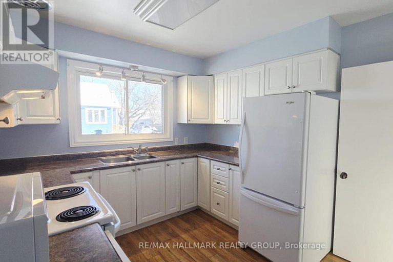 29321323/212-jack-street/kemptville/north-grenville/ontario/K0G1J0_13