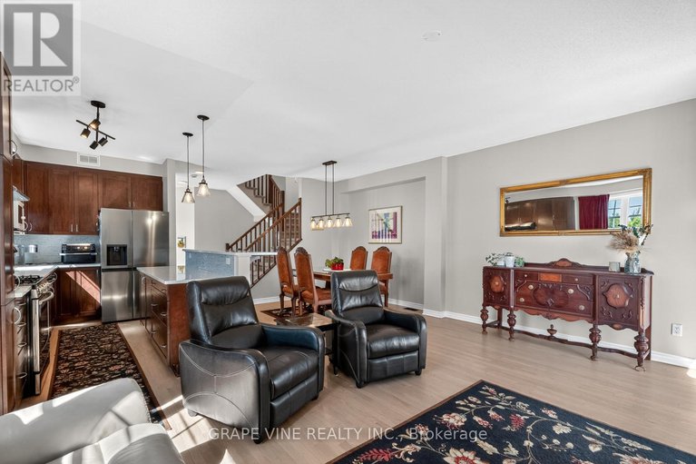 28754446/349-grammond-circle/avalon-west/ottawa/ontario/K4A0T6_17