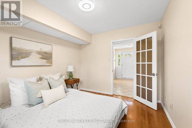 28857390/1841-lorraine-avenue/urbandale-acres/ottawa/ontario/K1H6Z7_6