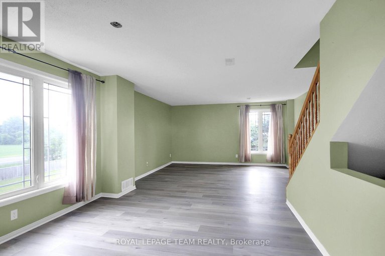 29094065/16-414-hillsboro-private/emerald-meadowstrailwest/ottawa/ontario/K2M3A8_31