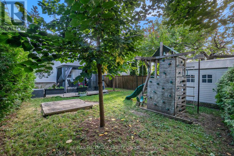 28813104/98-dagmar-avenue/vanier/ottawa/ontario/K1L5T4_30