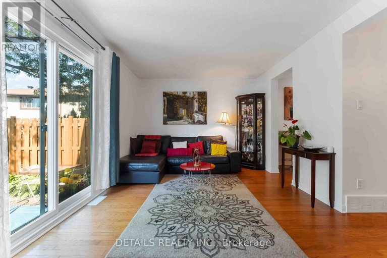 28770609/70-43-stokes-crescent/glencairnhazeldean/ottawa/ontario/K2L2Z5_7
