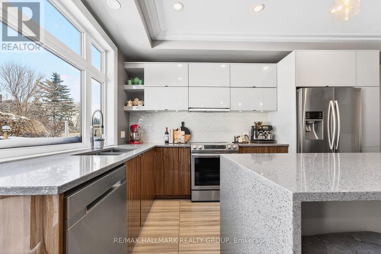 29306609/579-foxview-place/cfb-rockcliffe-and-area/ottawa/ontario/K1K4E1_22