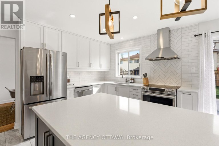 29677270/1625-bottriell-way/fallingbrookpineridge/ottawa/ontario/K4A1W5_13