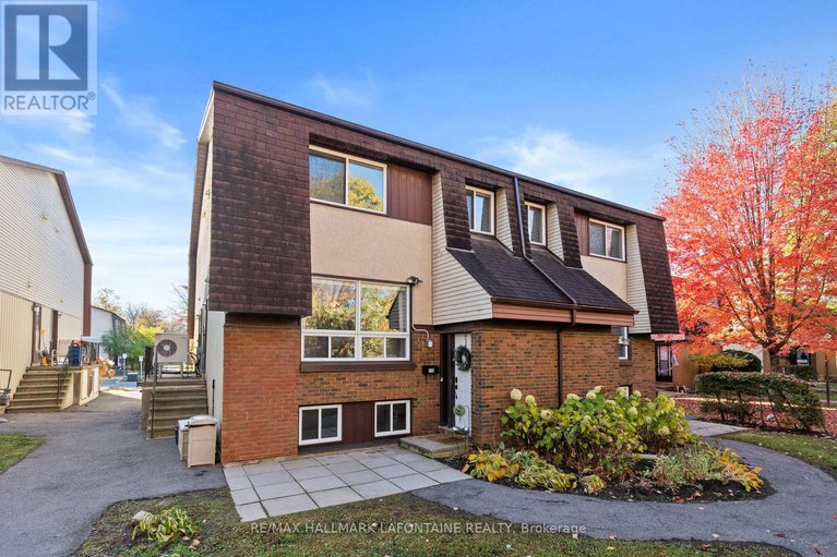 29055171/43-115-renova-private/riverview-park/ottawa/ontario/K1G4C7_1