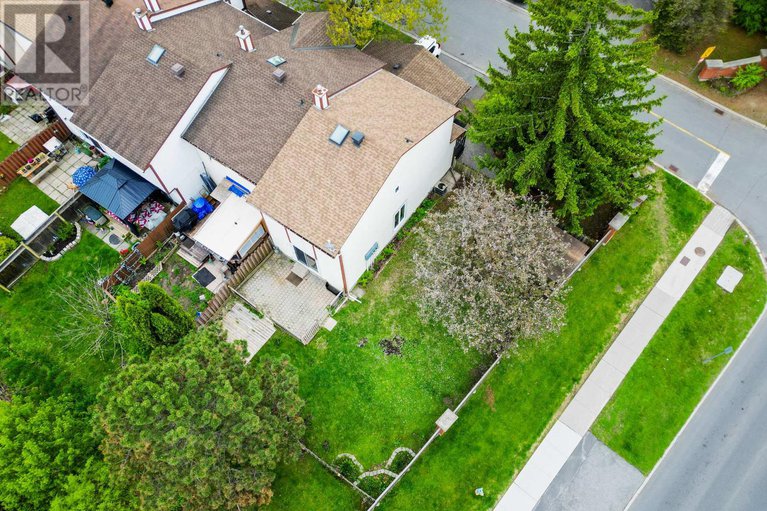 28871601/1083-millwood-court/convent-glen-north/ottawa/ontario/K1C3E9_49