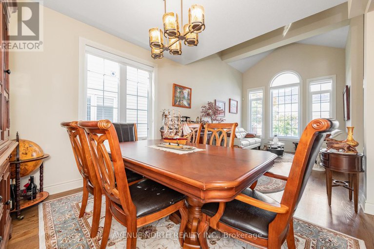 28857397/184-felicity-crescent/mer-bleuebradley-estatesanderson-park/ottawa/ontario/K1W0C2_9