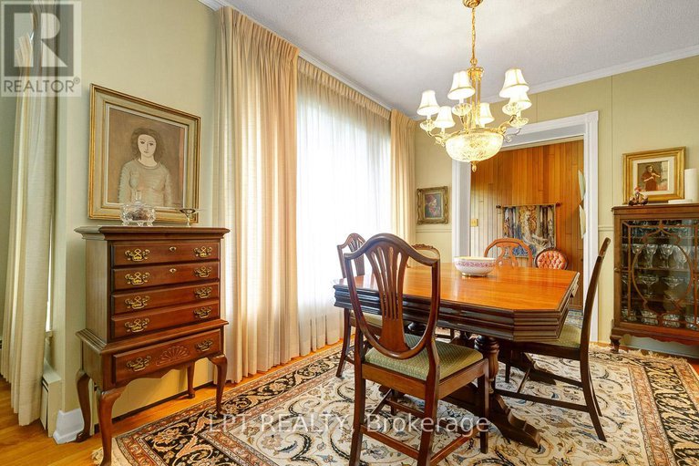 28230942/169-roger-road/faircrest-heights/ottawa/ontario/K1H5C7_13