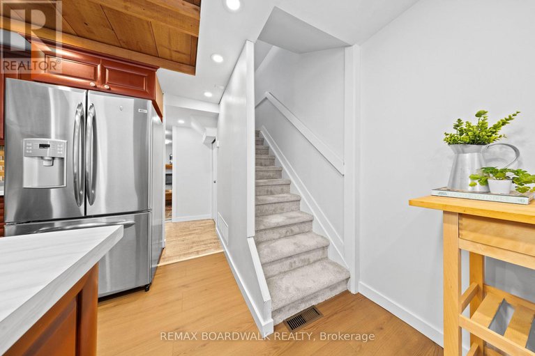 29404062/216-augusta-street/almonte/mississippi-mills/ontario/K0A1A0_12