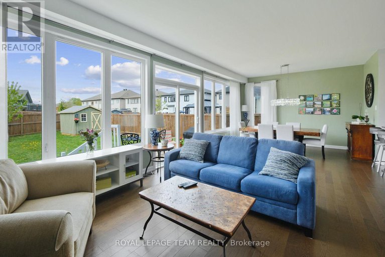 28427098/240-boyd-street/carleton-place/carleton-place/ontario/K7C0H3_12