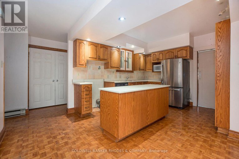 28965806/720-parkdale-avenue/civic-hospital/ottawa/ontario/K1Y1J3_14