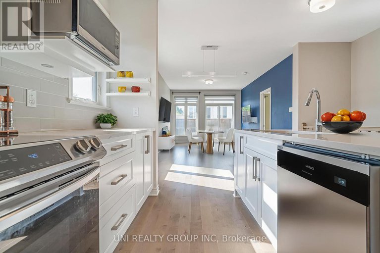 28692572/247-maygrass-way/remainder-of-stittsville-area/ottawa/ontario/K2S2K9_22
