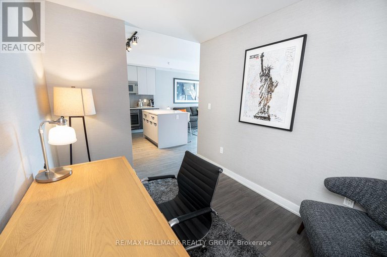 28565765/1911-111-champagne-avenue/west-centre-town/ottawa/ontario/K1S5V3_12