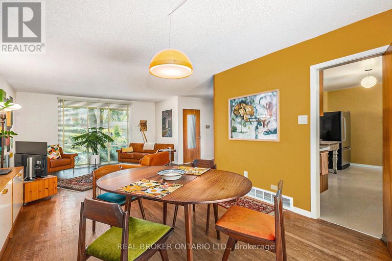 28867748/805-nicholson-avenue/mooneys-bayriverside-park/ottawa/ontario/K1V6N4_9